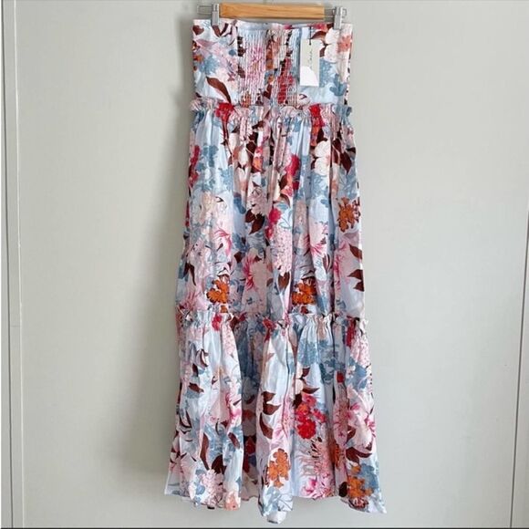 Cara Cara Floral Strapless Linen Dress - Picture 6 of 7